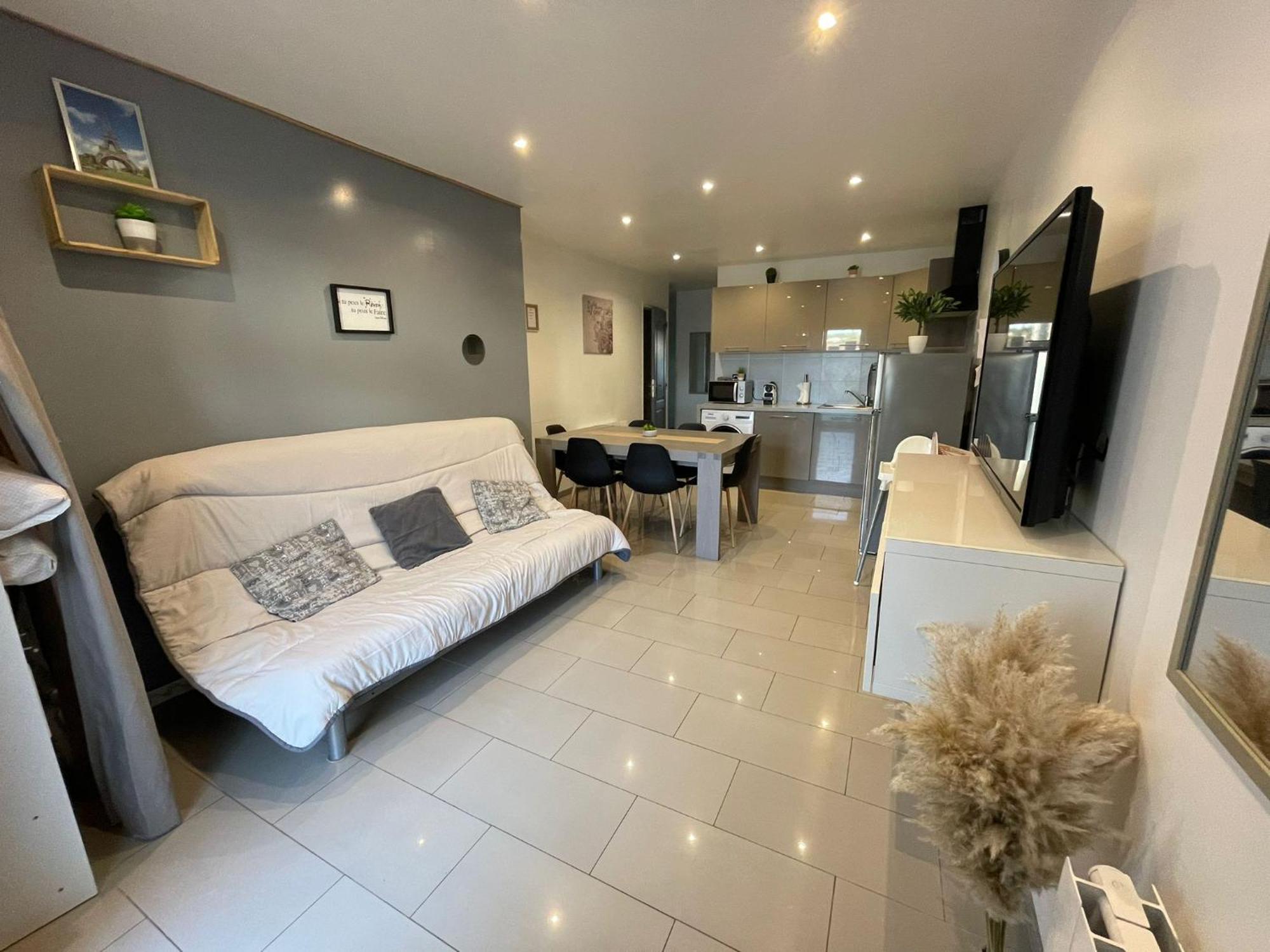 Appartement Villiers Sur Morin Proche De Disneyland מראה חיצוני תמונה