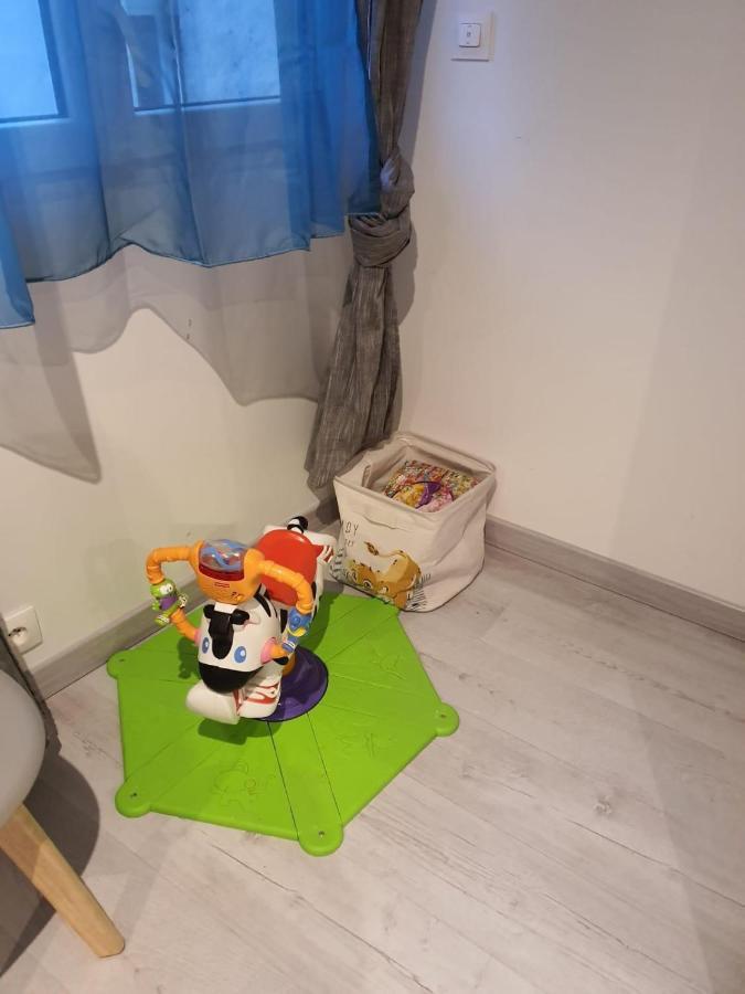 Appartement Villiers Sur Morin Proche De Disneyland מראה חיצוני תמונה